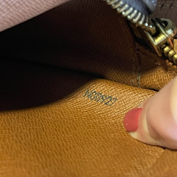 Louis Vuitton Saint Germain Monogram Canvas Crossbody Bag - Picture 7 of 8